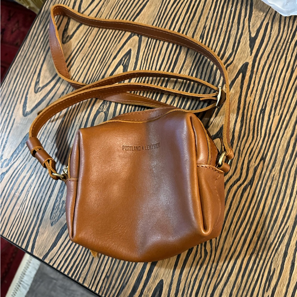 Portland Leather Cross Body